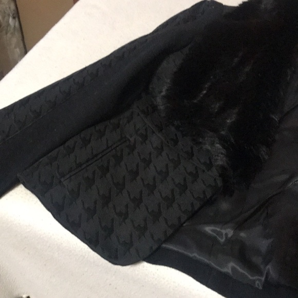 Bebe Houndstooth Fur Collar Jacket- S - Picture 5 of 7